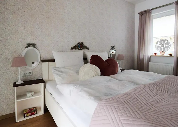 Upland-flair Blumenwiese Mit Einzigartigem Berggarten Im Zentrum! Apartment *